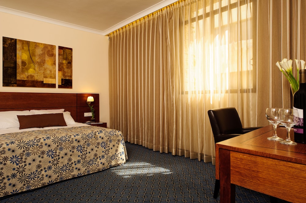 Standard Room photo 1