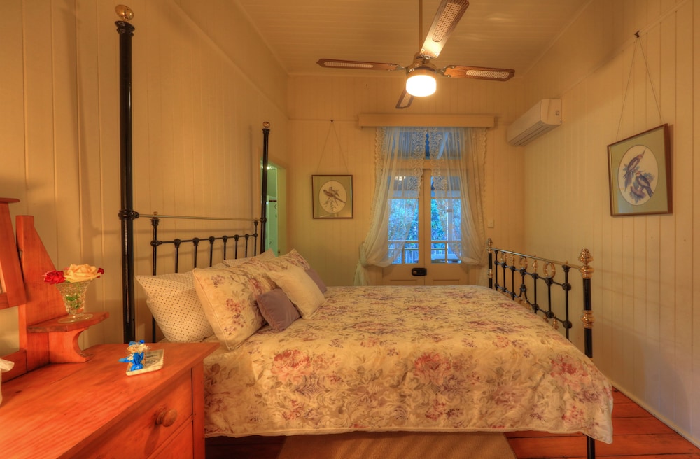 Manor House (4 Ensuite Bedrooms) photo 3