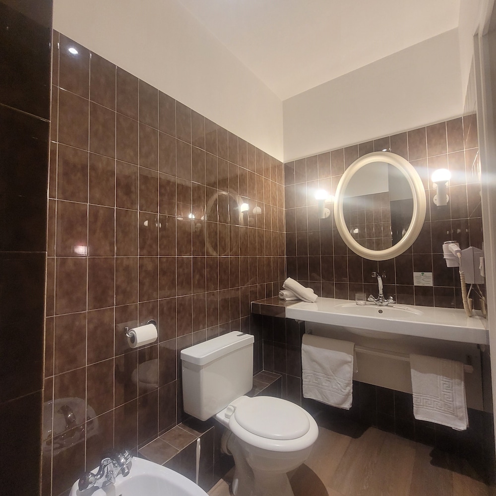 Standard Room, 1 Double Bed - Photo 3