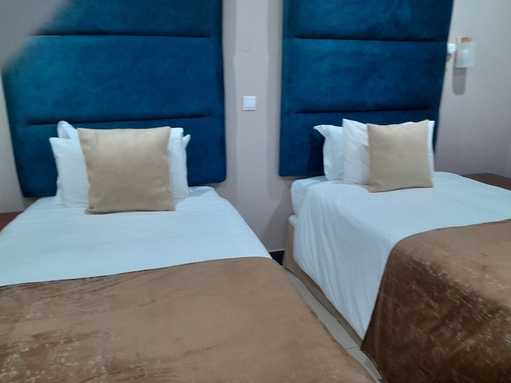 Standard Twin Room photo 2