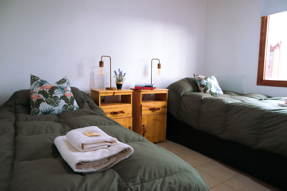 Comfort Cabin, 2 Bedrooms, Garden View photo 3