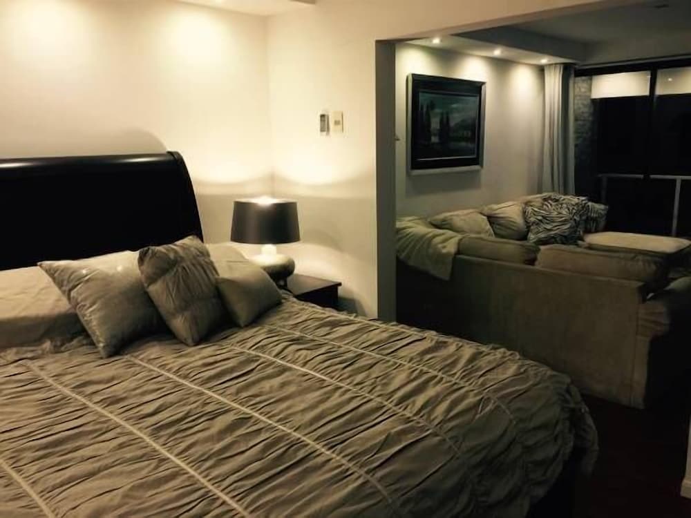 Suite photo 1