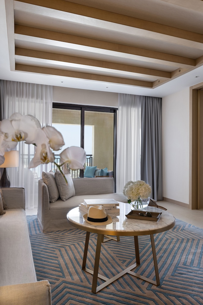 Suite, Terrace (Ocean) - Photo 3