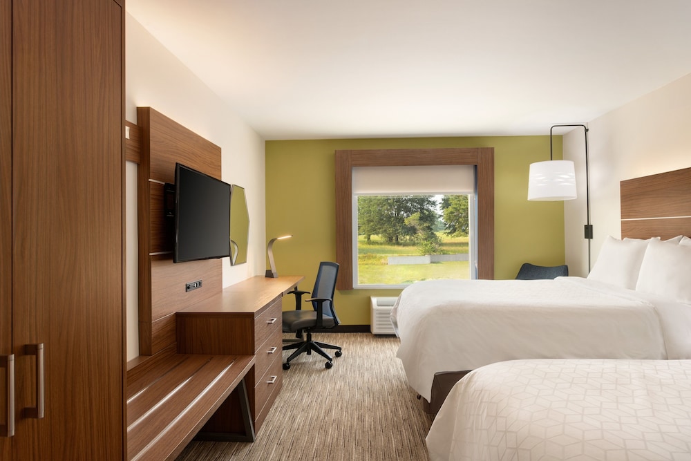 Standard Room, 2 Queen Beds - Photo 1
