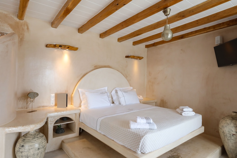 Junior Suite, Sea View (Outdoor Jetted Tub) photo 2