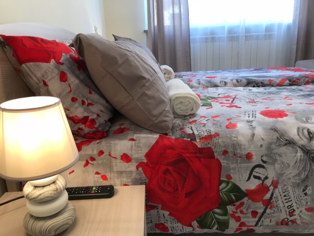 Twin Room, 1 Bedroom, Ensuite photo 3