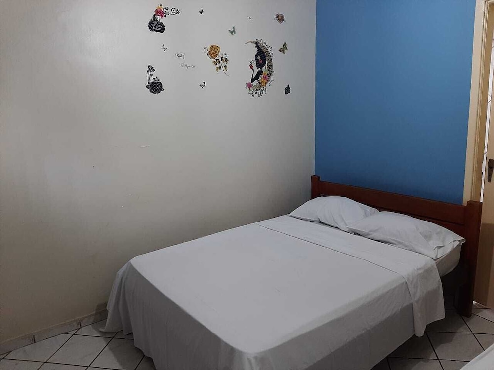 Triple Room, Multiple Beds
