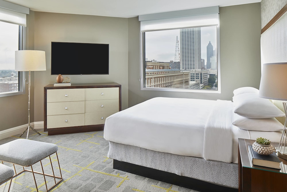 Executive Suite, 1 Bedroom, City View - Photo 11