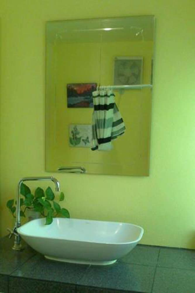 Standard Double Room photo 3