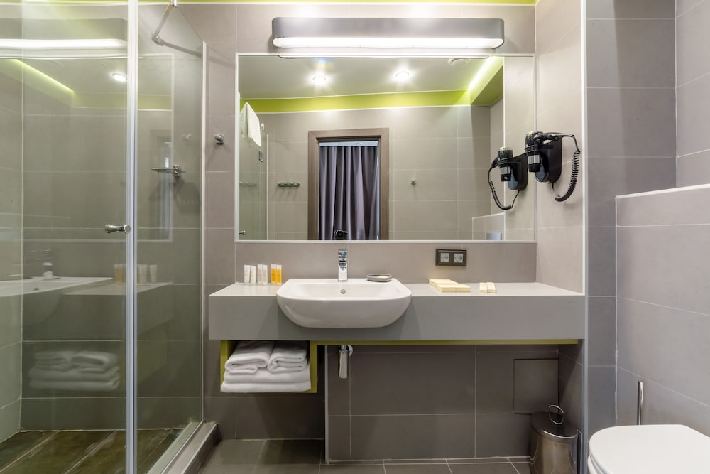 Superior Double or Twin Room photo 3