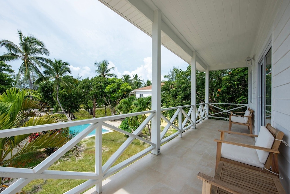 Condo, 2 Bedrooms