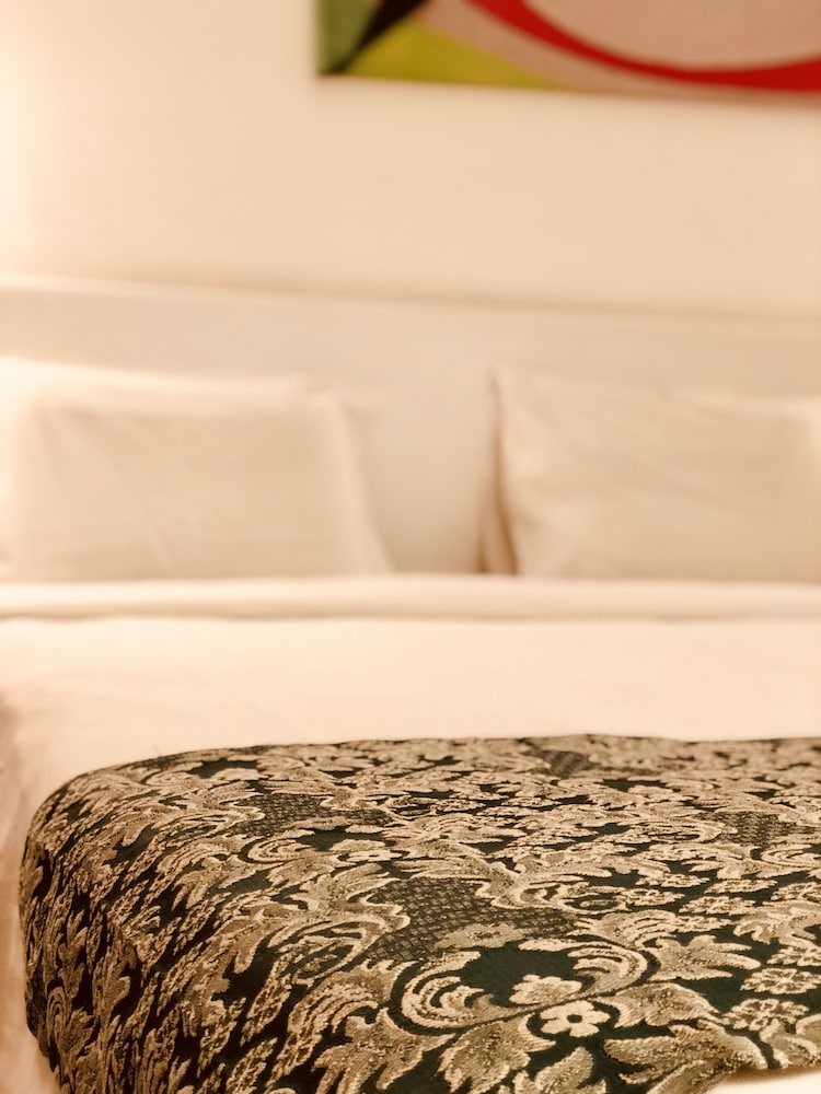 Executive Double Room, 1 Double Bed - Photo 3