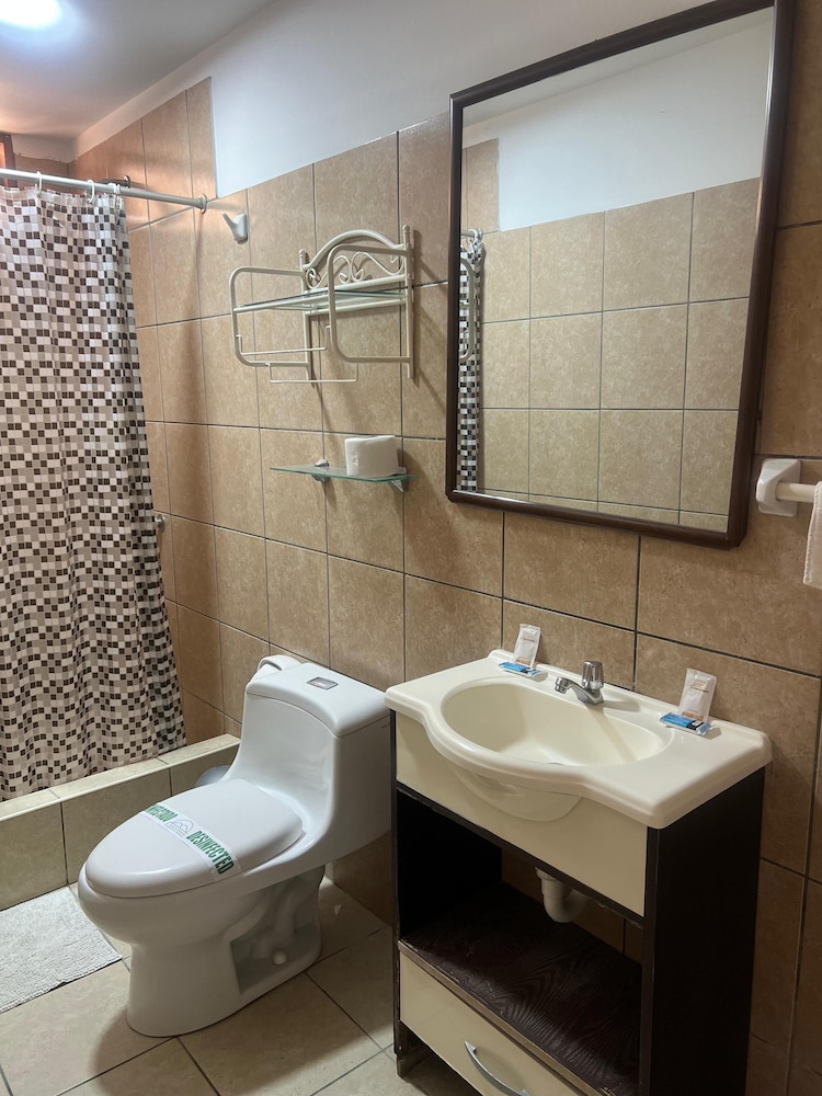 Standard Twin Room photo 3