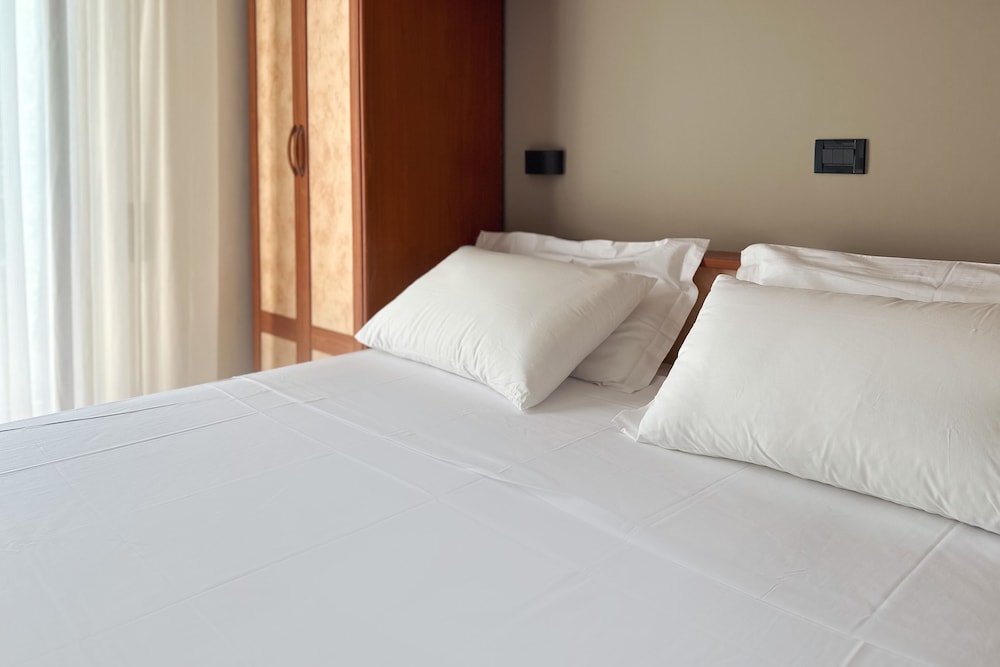 Standard Triple Room - Photo 3