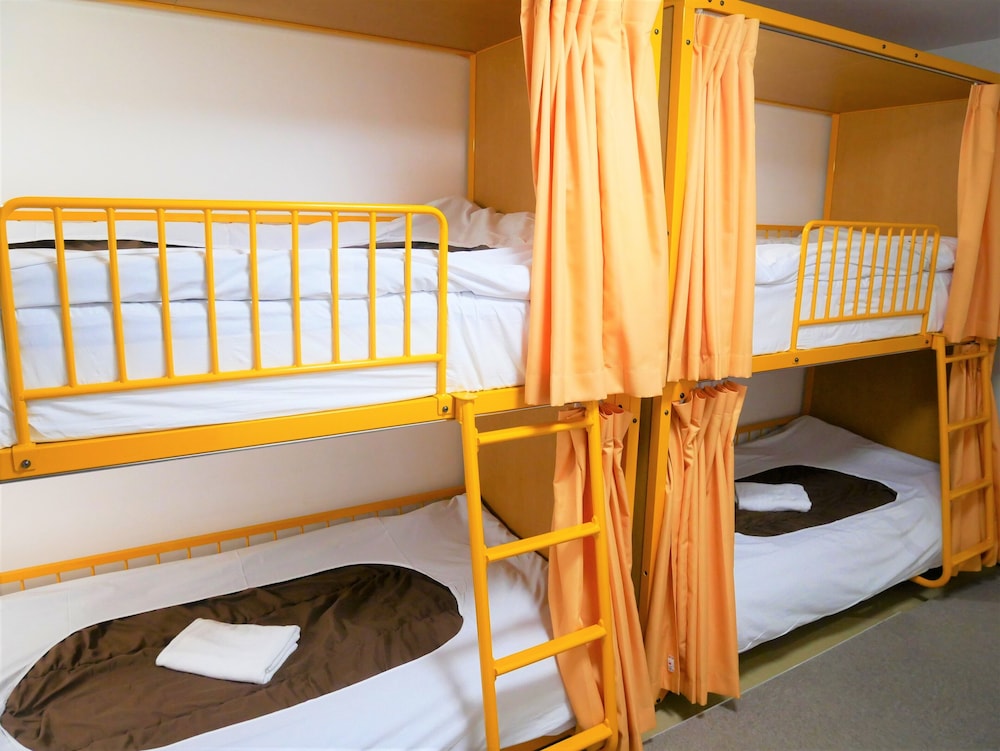 Basic Room, 4 Bedrooms photo 3