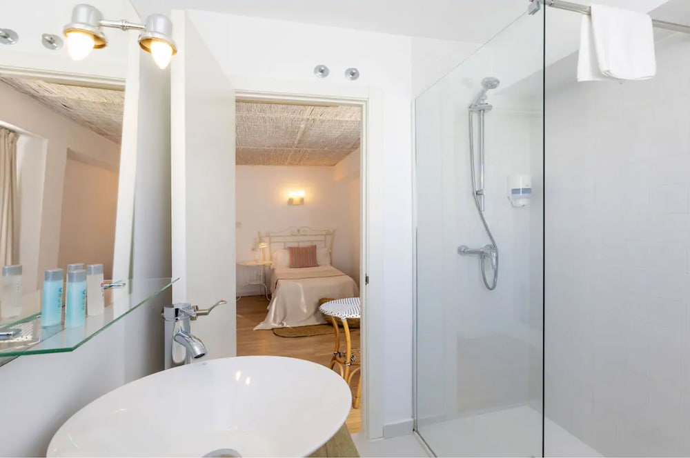 Single Room photo 3