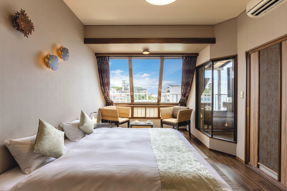 high floor KingRoom with open-air baths Non-Smoking