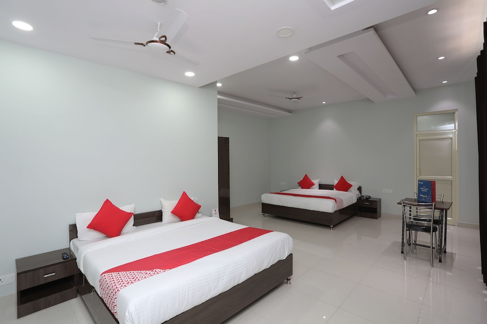 Deluxe Double Or Twin Room, 1 Queen Bed photo 1