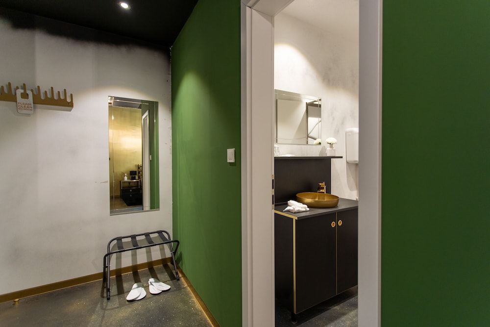 Historicism Room, Atrium View photo 2