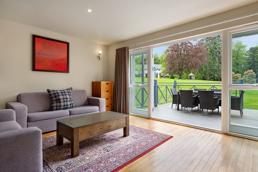 Two Bedroom Lodge - Photo 3