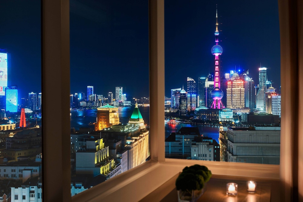 Bund View Loft, 1 King - Photo 1