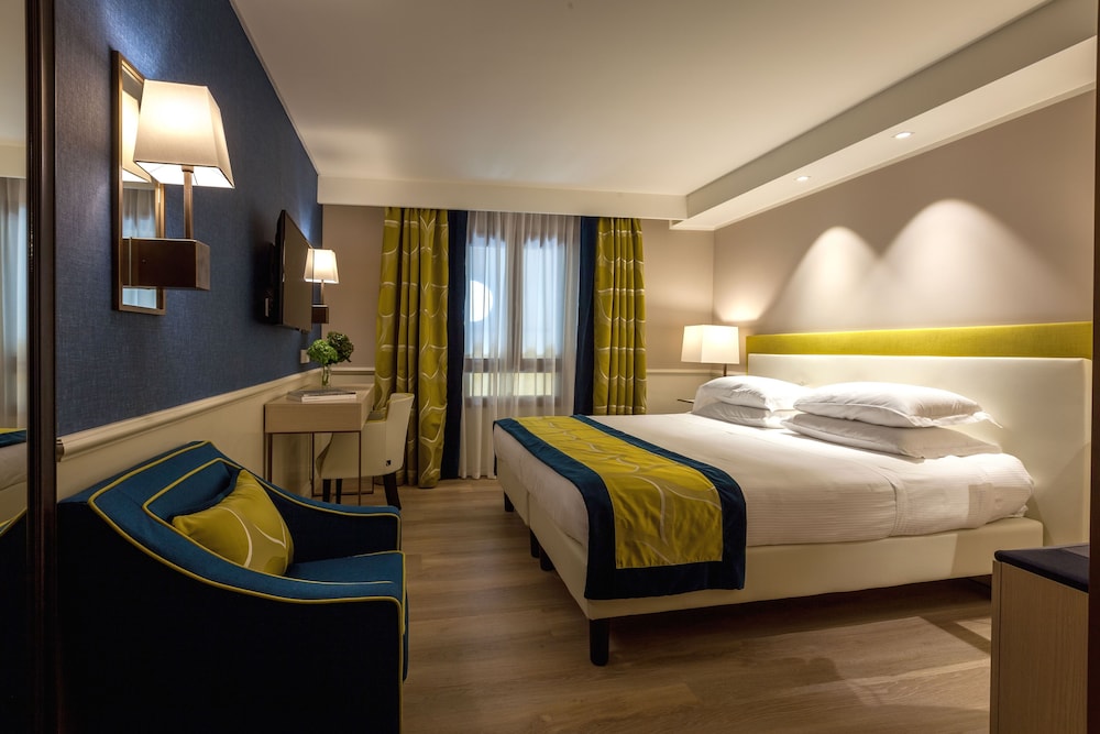 Comfort Room - Photo 3