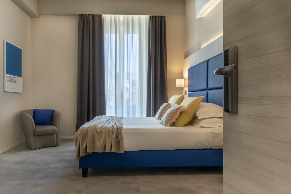 Superior Double or Twin Room, Ensuite, City View photo 1