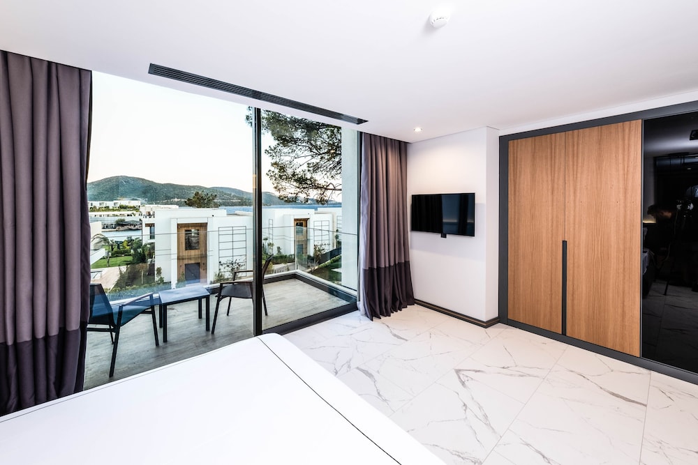 Grand Villa, 4 Bedrooms, Private Pool