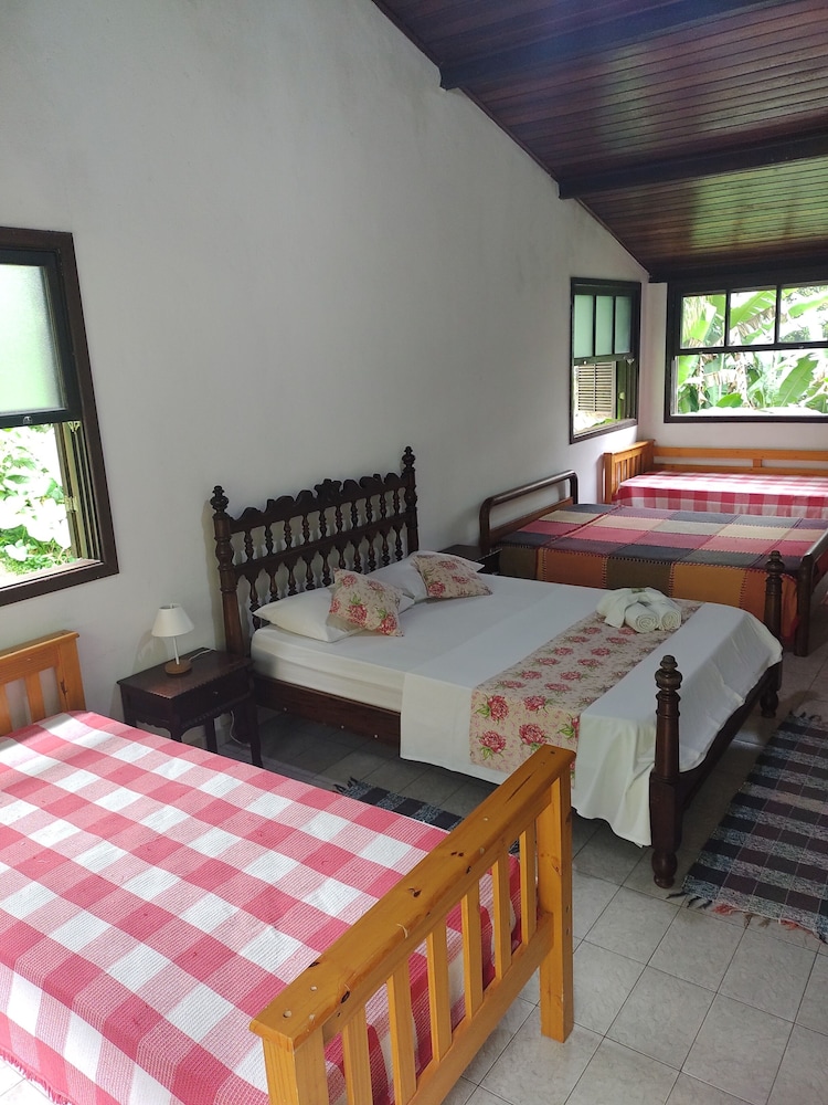 Economy Shared Dormitory, Garden View photo 2