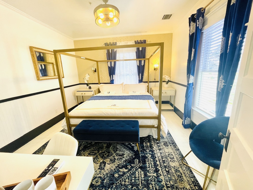Exclusive Room