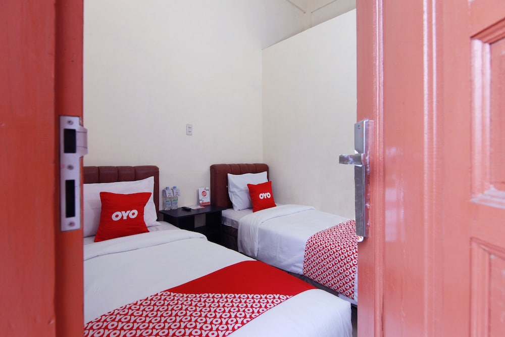 Standard Twin Room photo 3