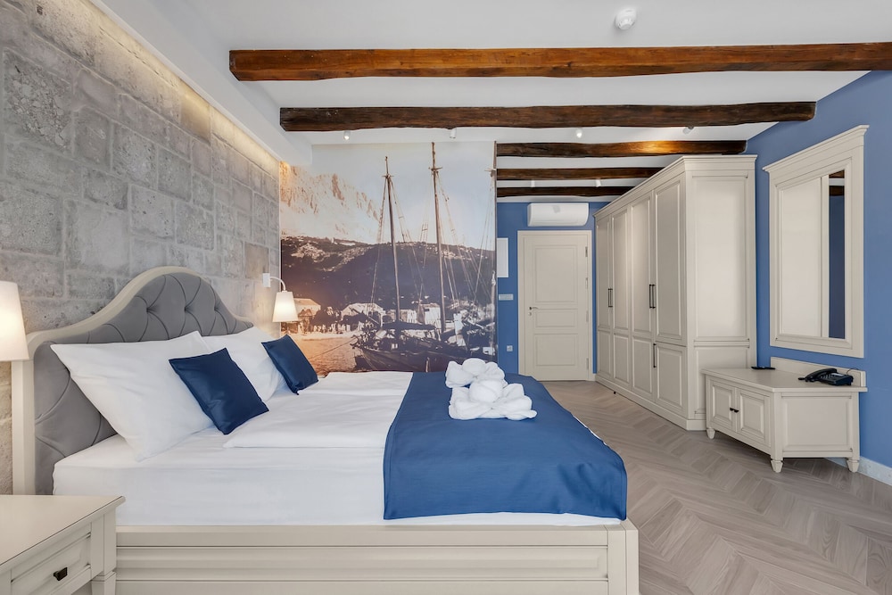 Premium Double Room photo 3