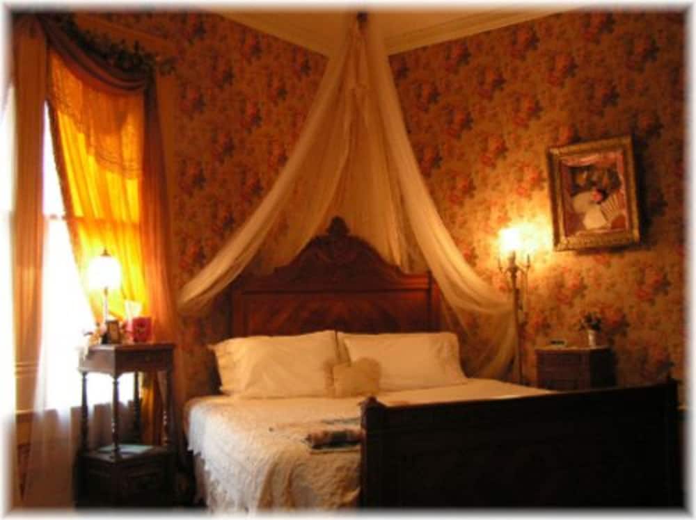 Room, Private Bathroom (Lillian's Room Adults Only) photo 3