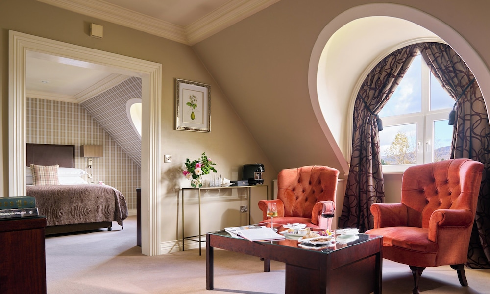 Signature Room (Guest Room)