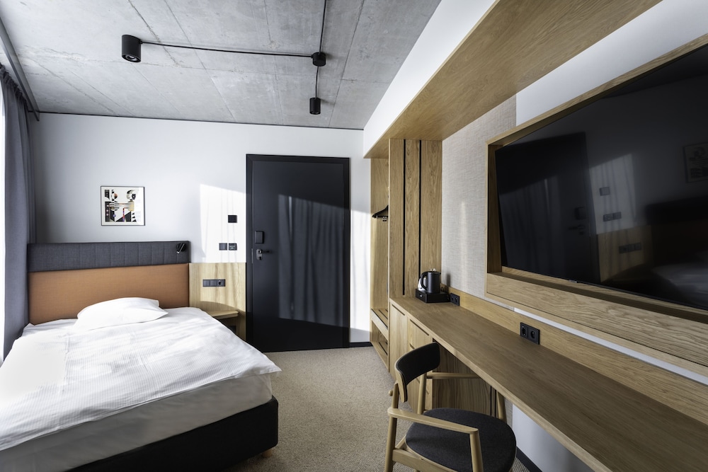 Single Room photo 3