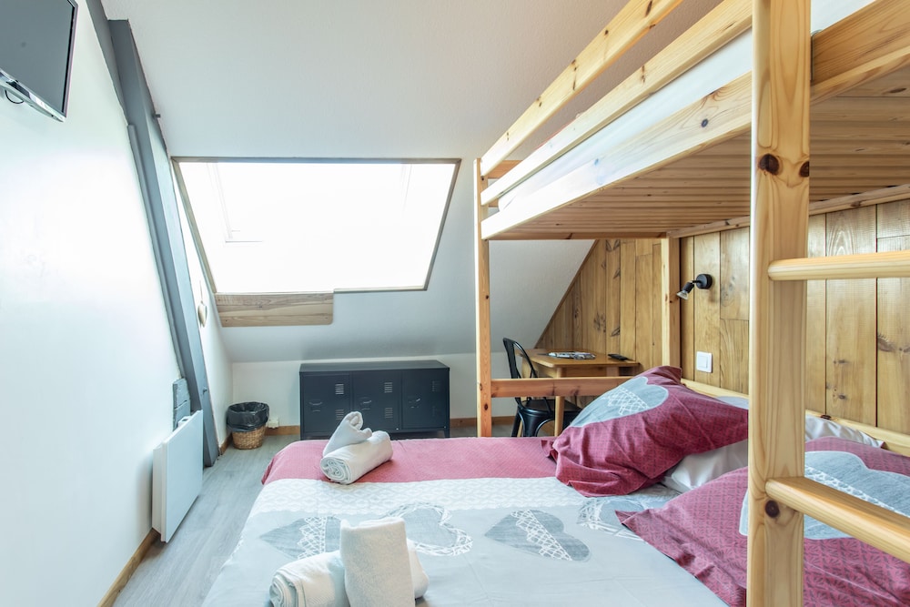 Family Triple Room, Ensuite, Mountain View (Chambre 6 (3 pers)) photo 2
