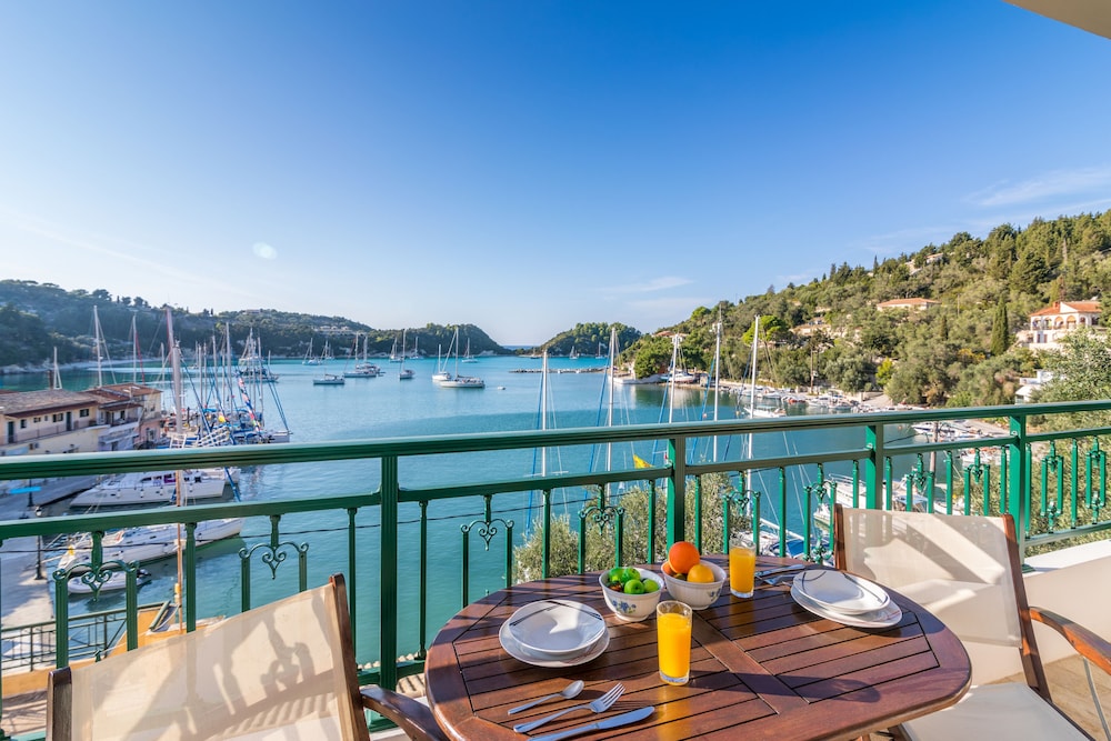 Superior Apartment, 2 Bedrooms, Sea View photo 3