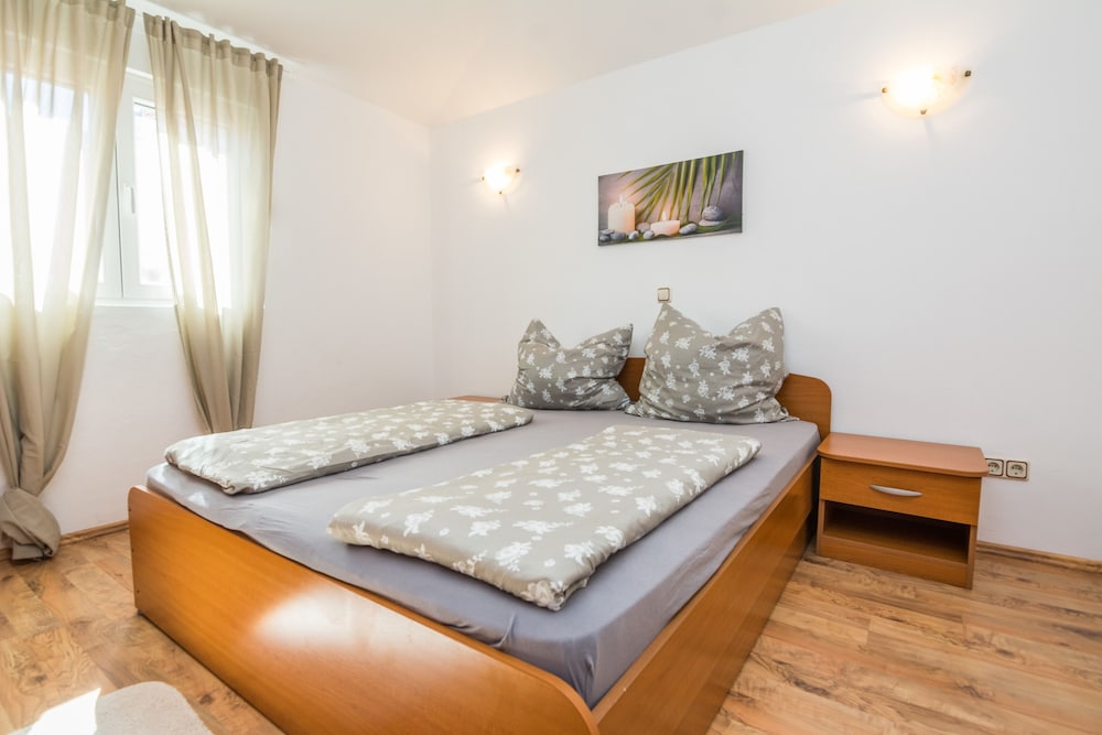 Family Apartment (A1)