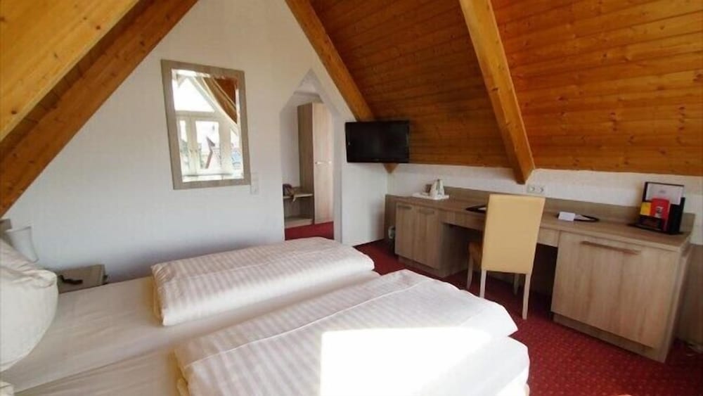 Standard Double or Twin Room, 1 Bedroom photo 2