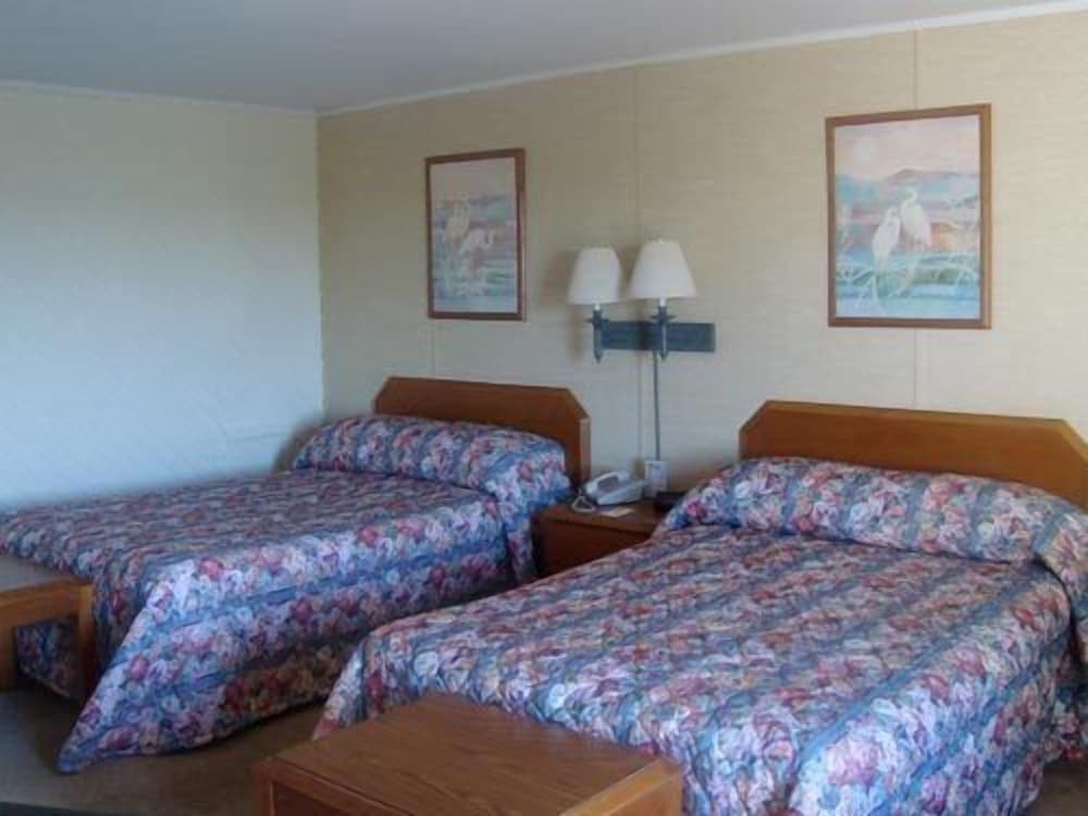 2 Queen Room photo 1
