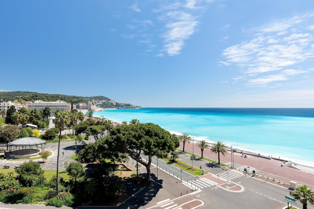 Junior Suite, 1 King Bed, Sea View (Terrace) - Photo 7
