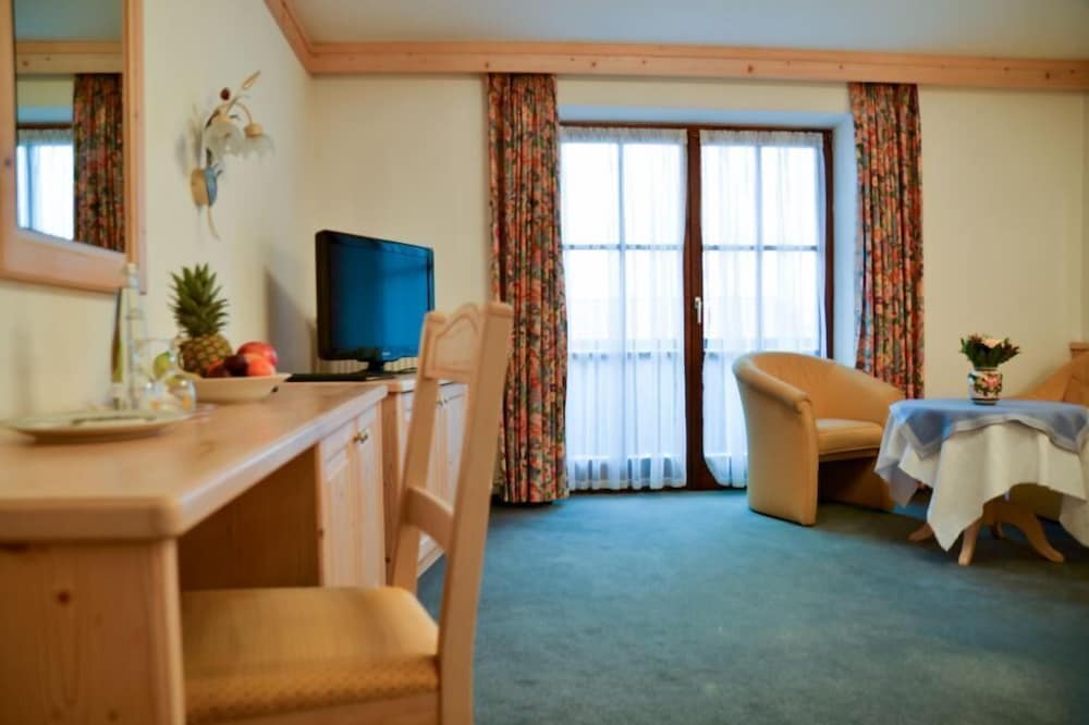 Double Room, Balcony
