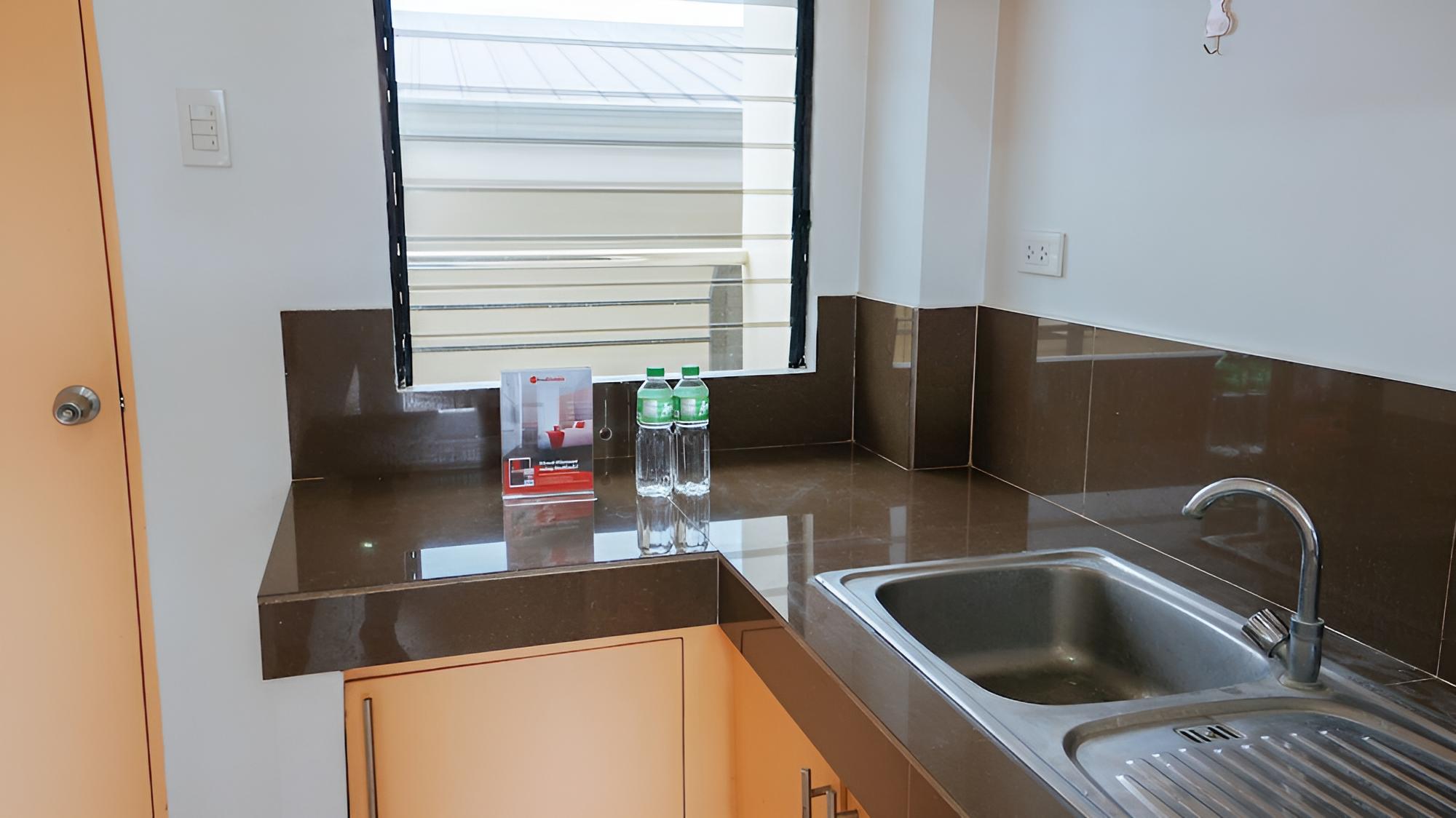 Double Room - Photo 8