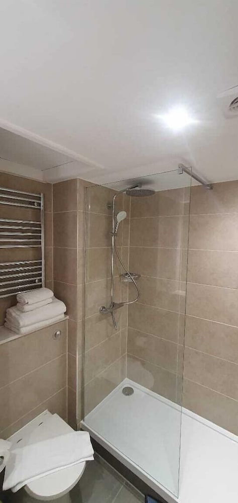 Standard Room - Photo 17