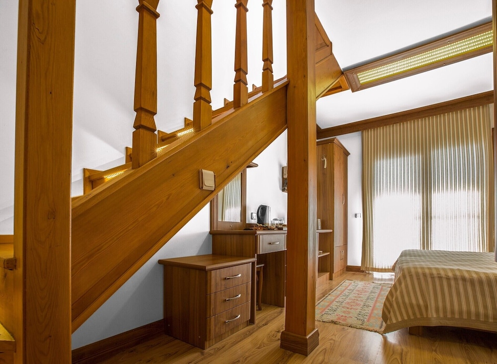 Duplex, River View