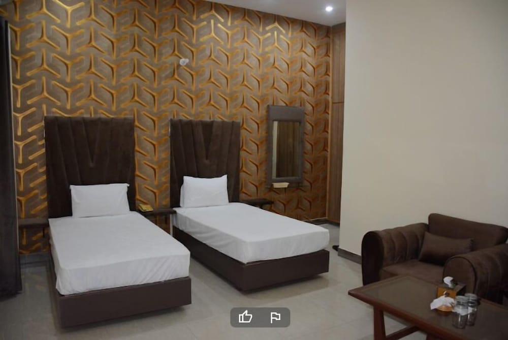 Deluxe Double Room photo 3