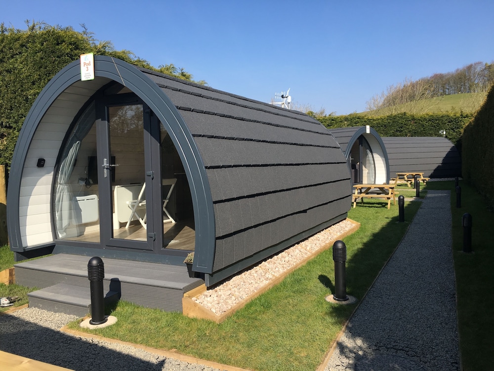 Luxury Glamping Pod (No Dogs/Pets) photo 1
