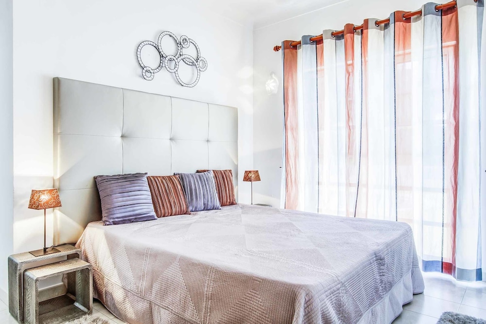 Villa (5 Bedrooms)