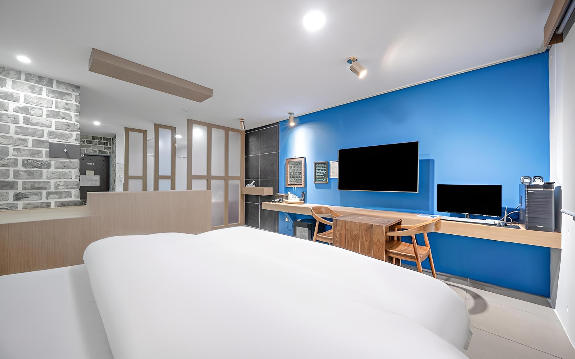 Room (Premier)