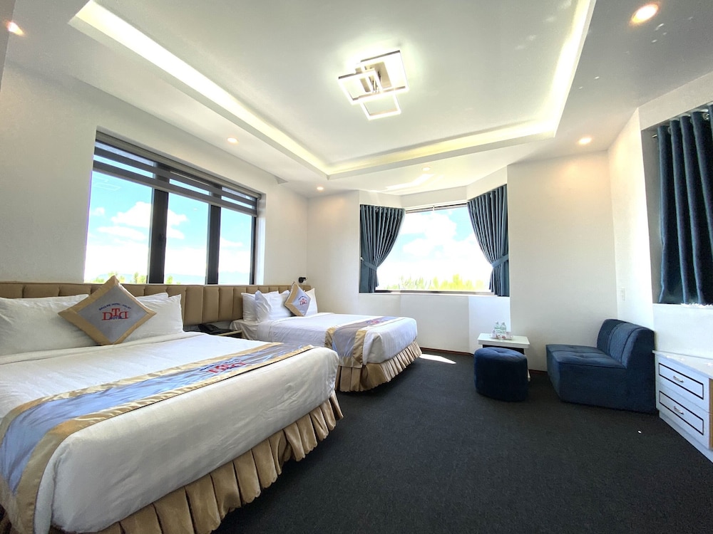 Premium Quadruple Room